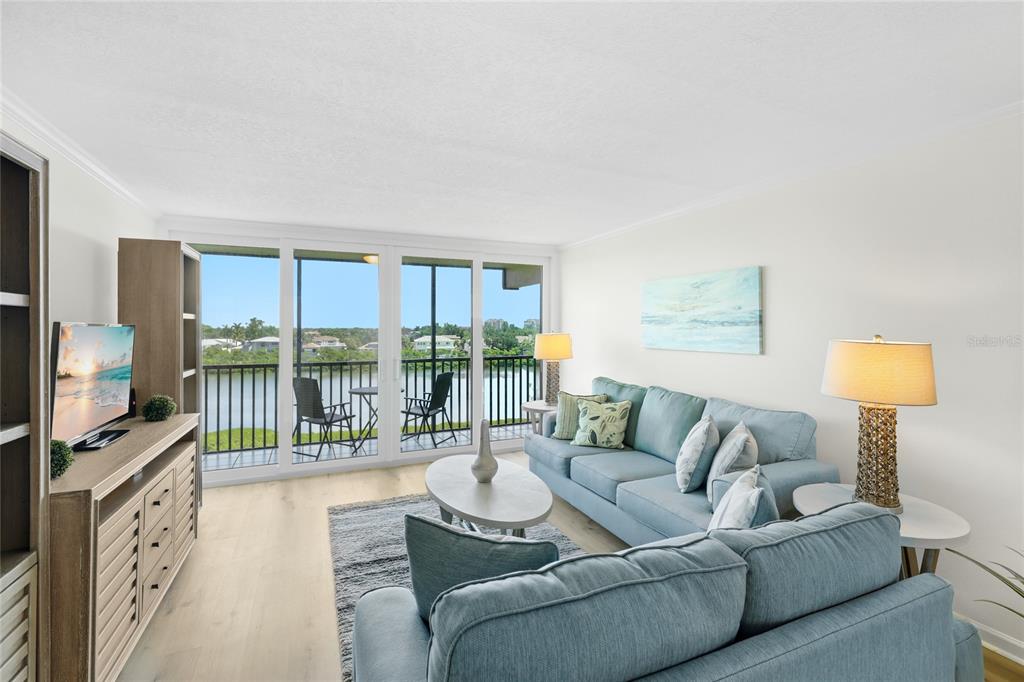 3240 GULF OF MEXICO DRIVE UNIT