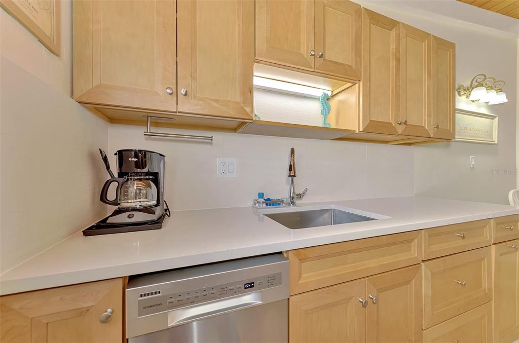 6006 MIDNIGHT PASS ROAD UNIT 6