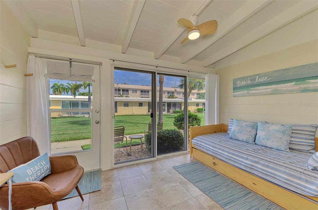 6006 MIDNIGHT PASS ROAD UNIT 6