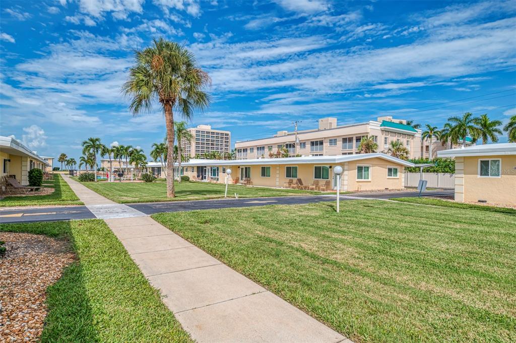 6006 MIDNIGHT PASS ROAD UNIT 6