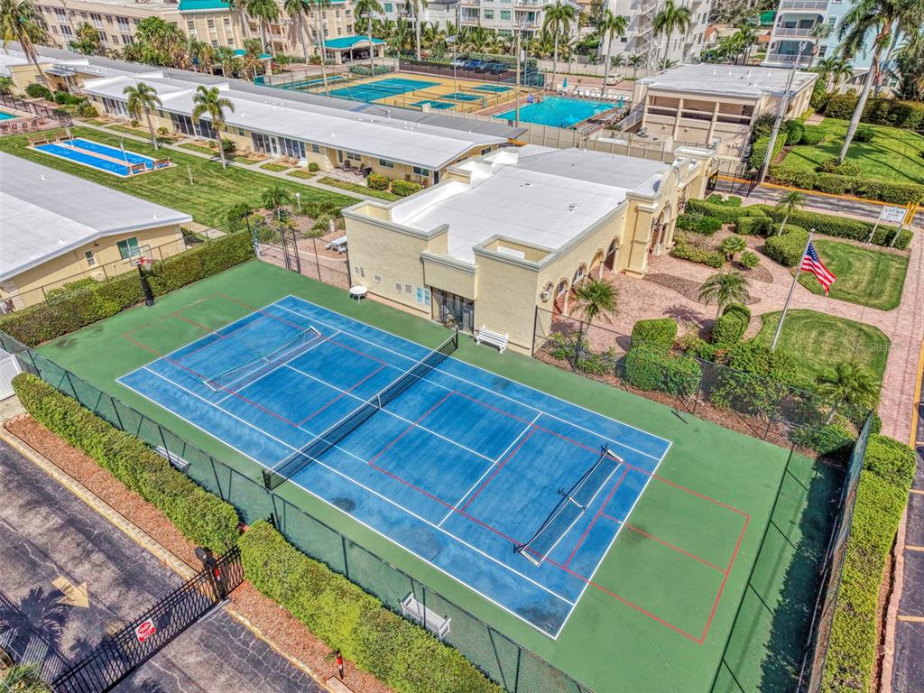 6006 MIDNIGHT PASS ROAD UNIT 6