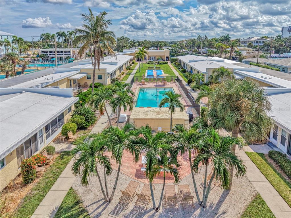 6006 MIDNIGHT PASS ROAD UNIT 6