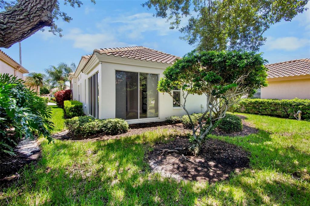3761 AMAPOLA LANE