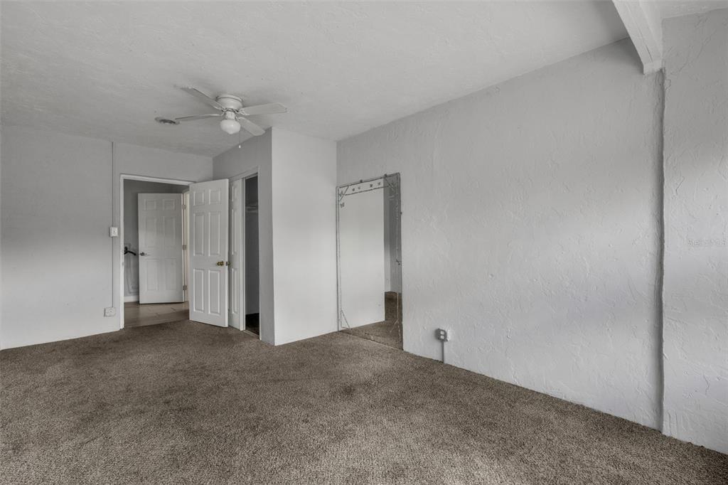 2522 STRATFORD DRIVE