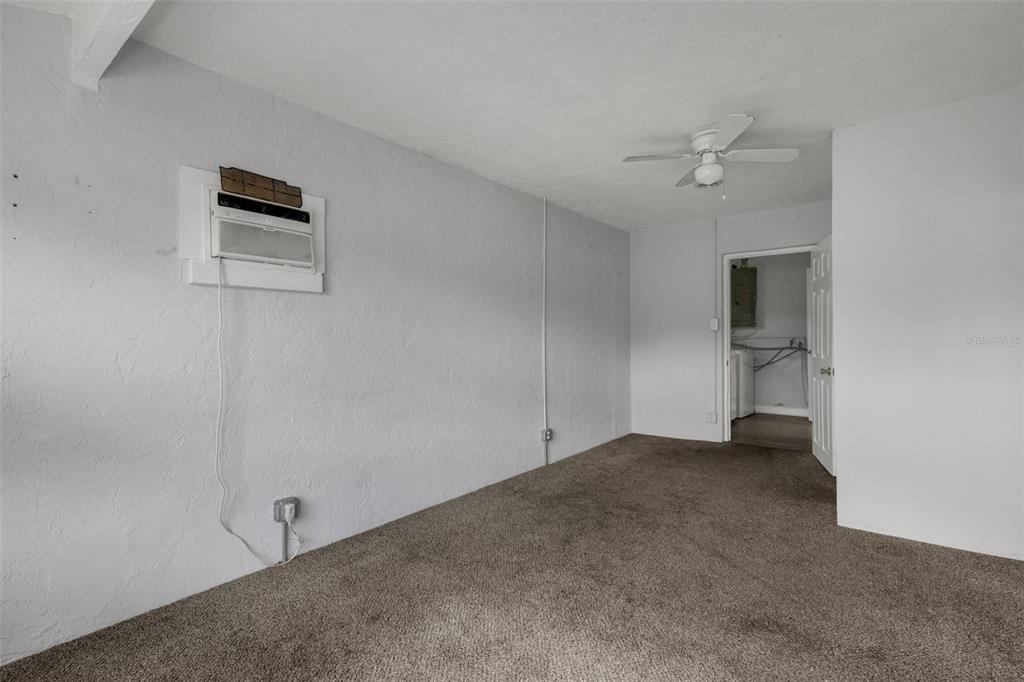 2522 STRATFORD DRIVE