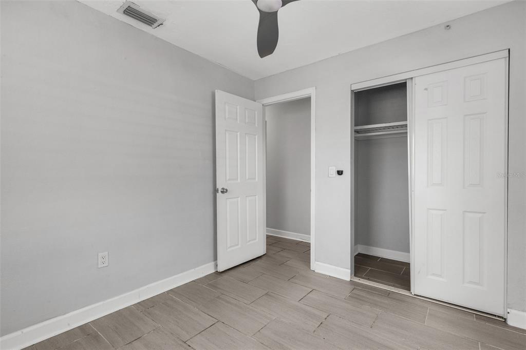 2522 STRATFORD DRIVE
