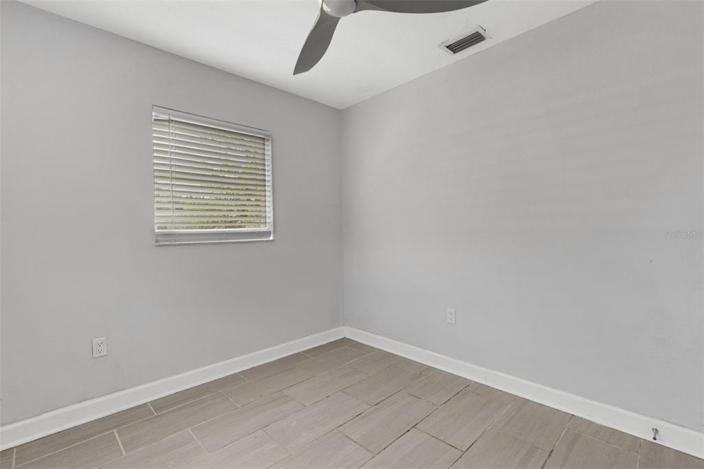 2522 STRATFORD DRIVE