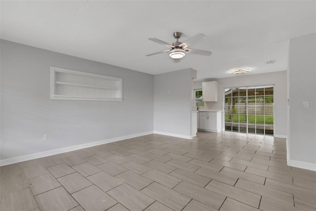 2522 STRATFORD DRIVE