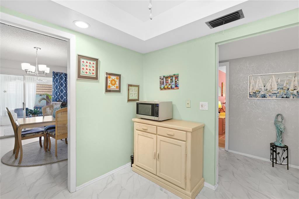 2327 WATERBLUFF PLACE UNIT V31