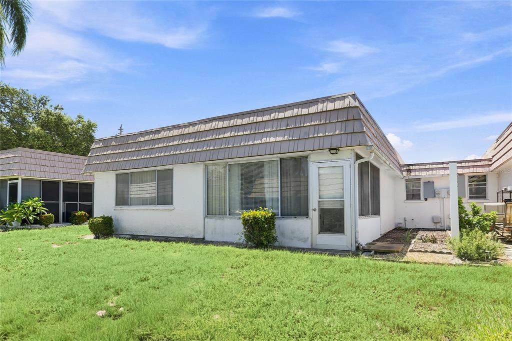 2327 WATERBLUFF PLACE UNIT V31
