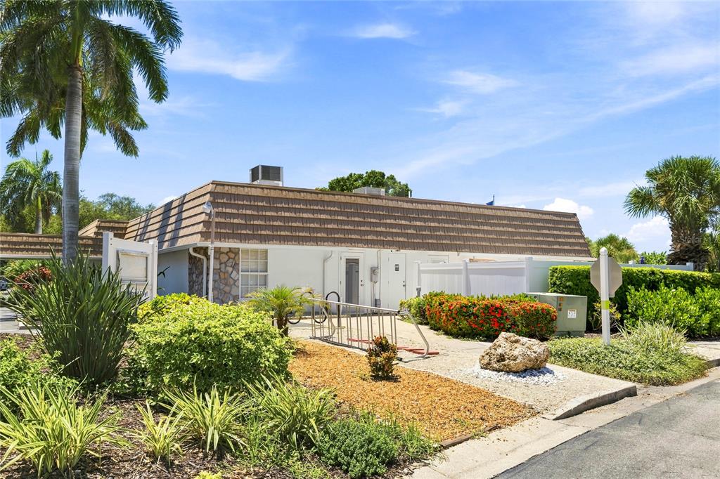 2327 WATERBLUFF PLACE UNIT V31