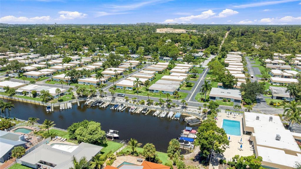2327 WATERBLUFF PLACE UNIT V31