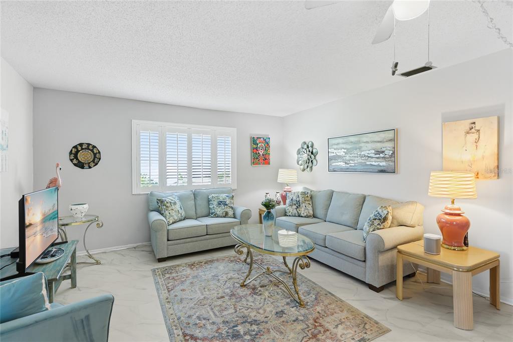 2327 WATERBLUFF PLACE UNIT V31