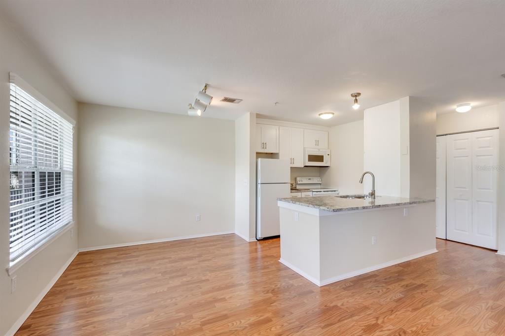 850 S TAMIAMI TRAIL UNIT 325
