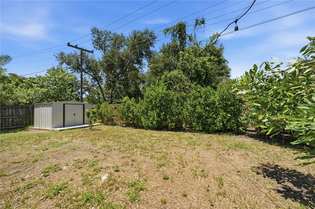 4925 REMINGTON DRIVE