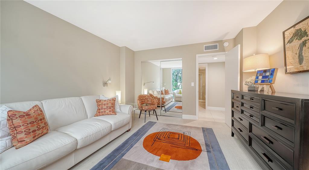 2425 GULF OF MEXICO DRIVE UNIT