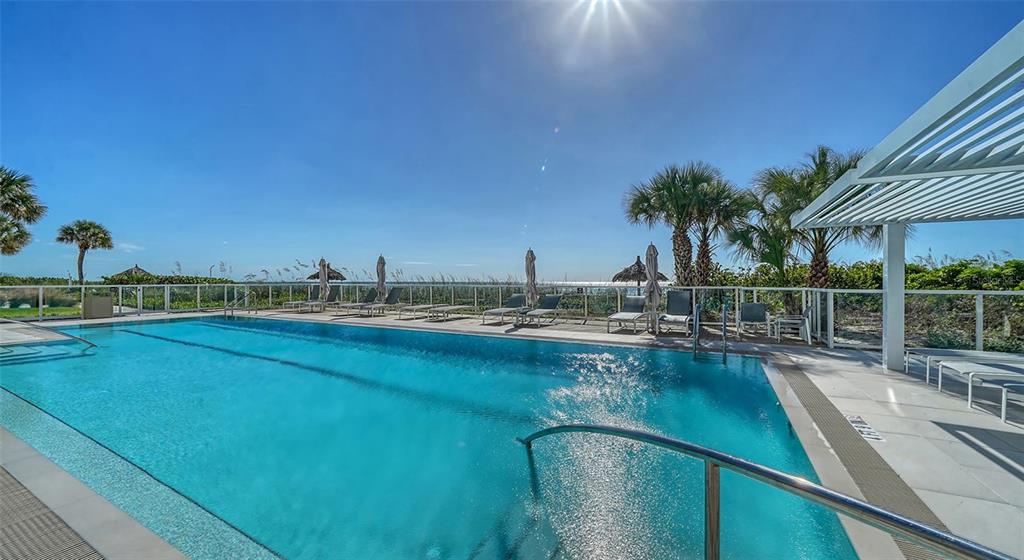 2425 GULF OF MEXICO DRIVE UNIT