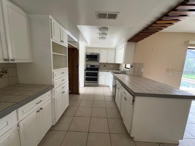 4240 CHARING CROSS ROAD
