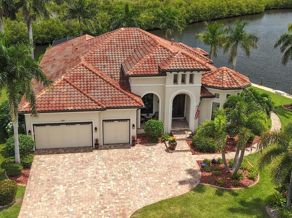 1355 GREBE DRIVE gallery image #2