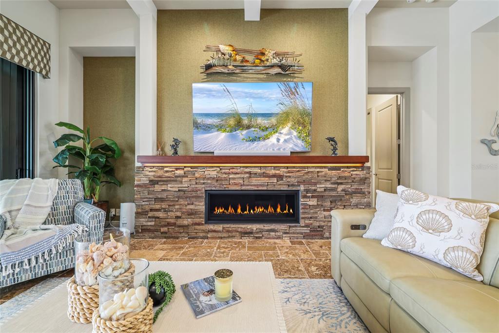 1355 GREBE DRIVE gallery image #29