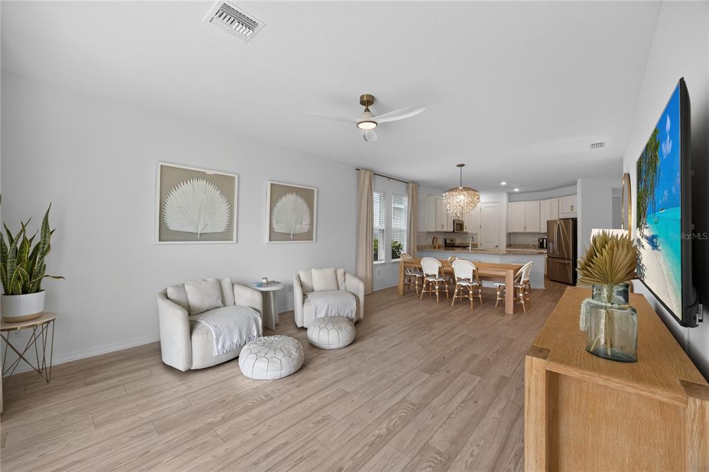 15069 SHADY PALMS LANE