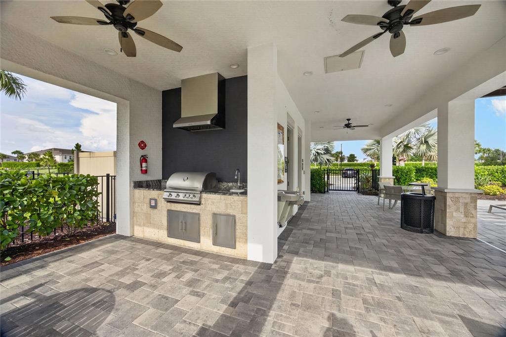 15069 SHADY PALMS LANE