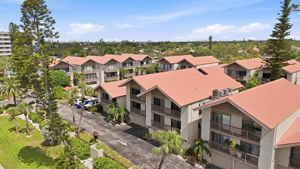 1187 LAKE HOUSE CIRCLE UNIT C1