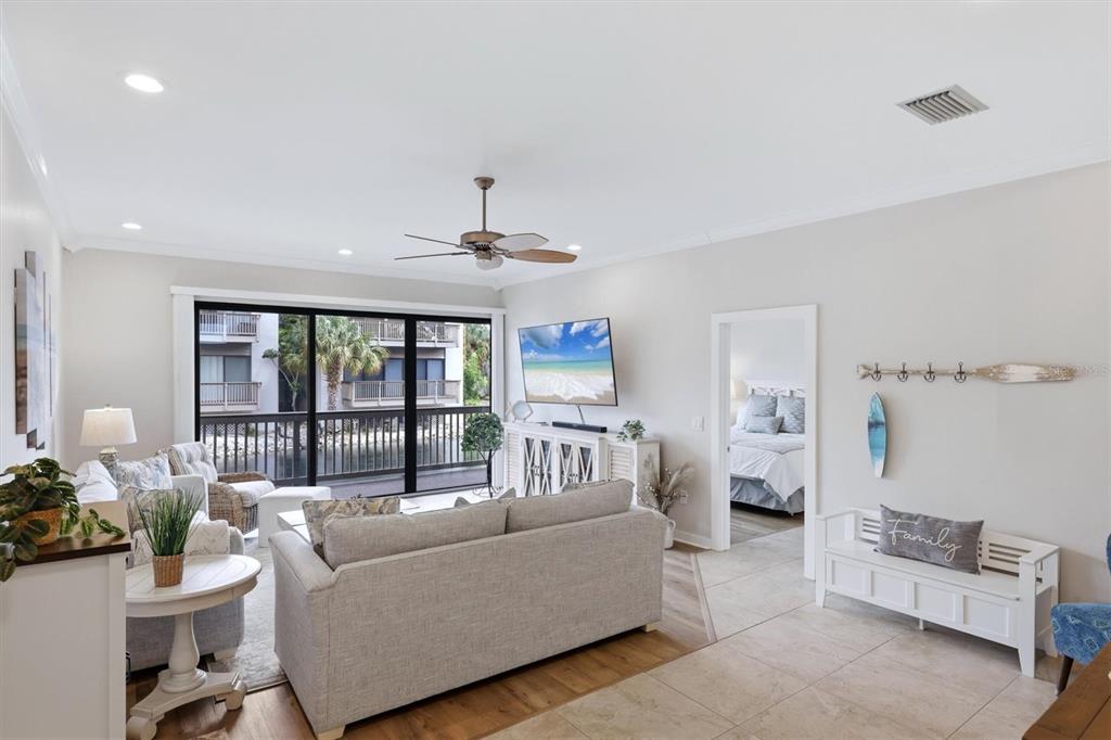 1187 LAKE HOUSE CIRCLE UNIT C1