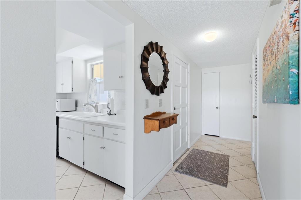 5887 TIDEWOOD AVENUE UNIT 2