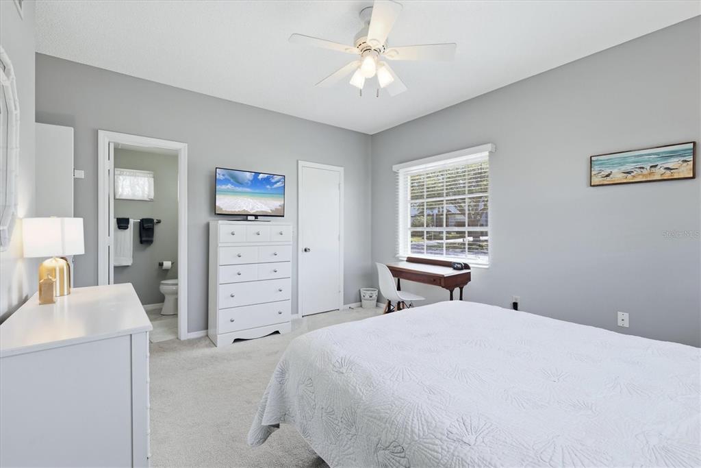 5887 TIDEWOOD AVENUE UNIT 2