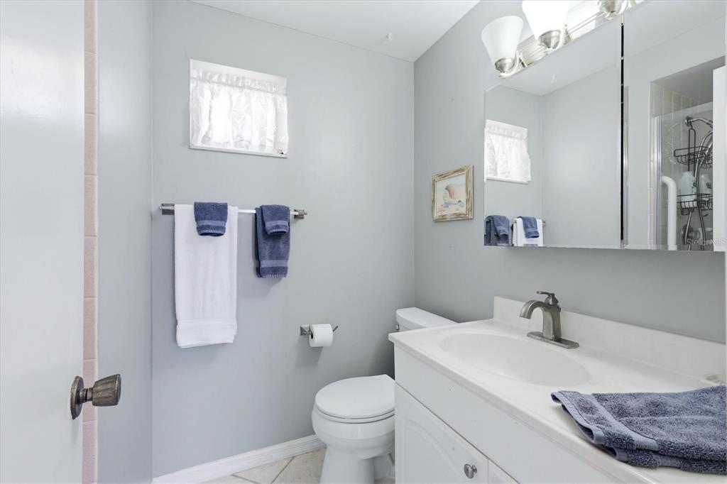 5887 TIDEWOOD AVENUE UNIT 2