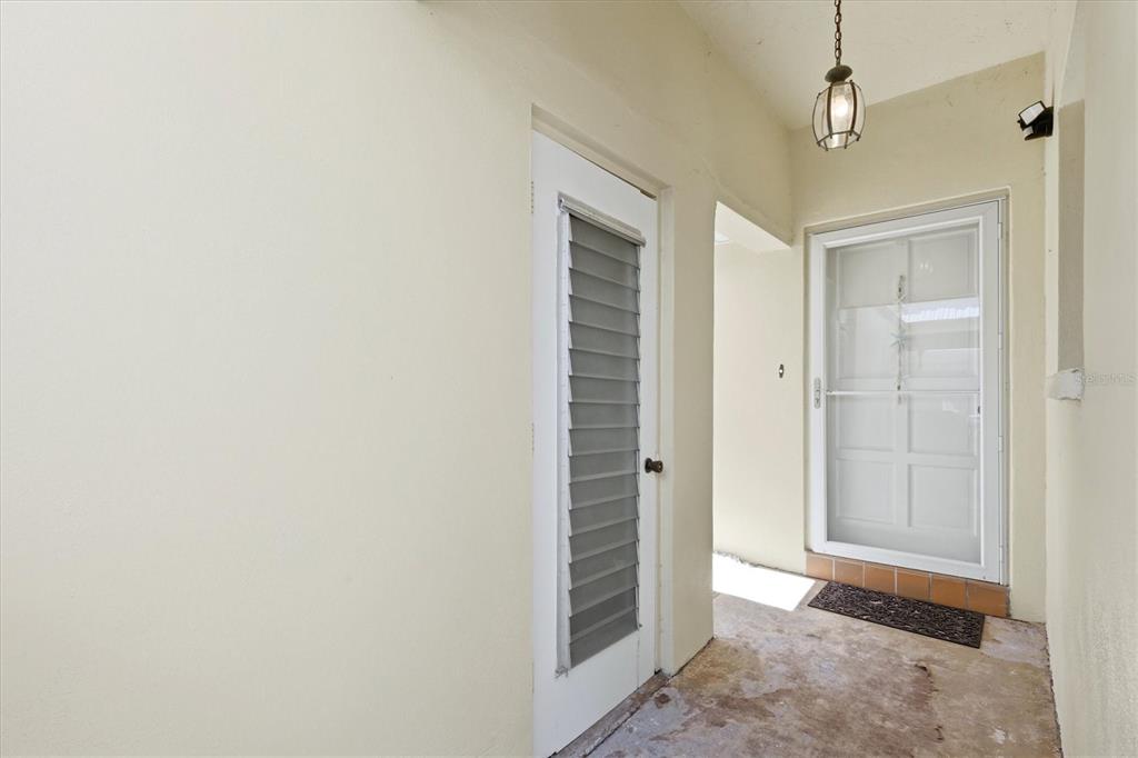 5887 TIDEWOOD AVENUE UNIT 2