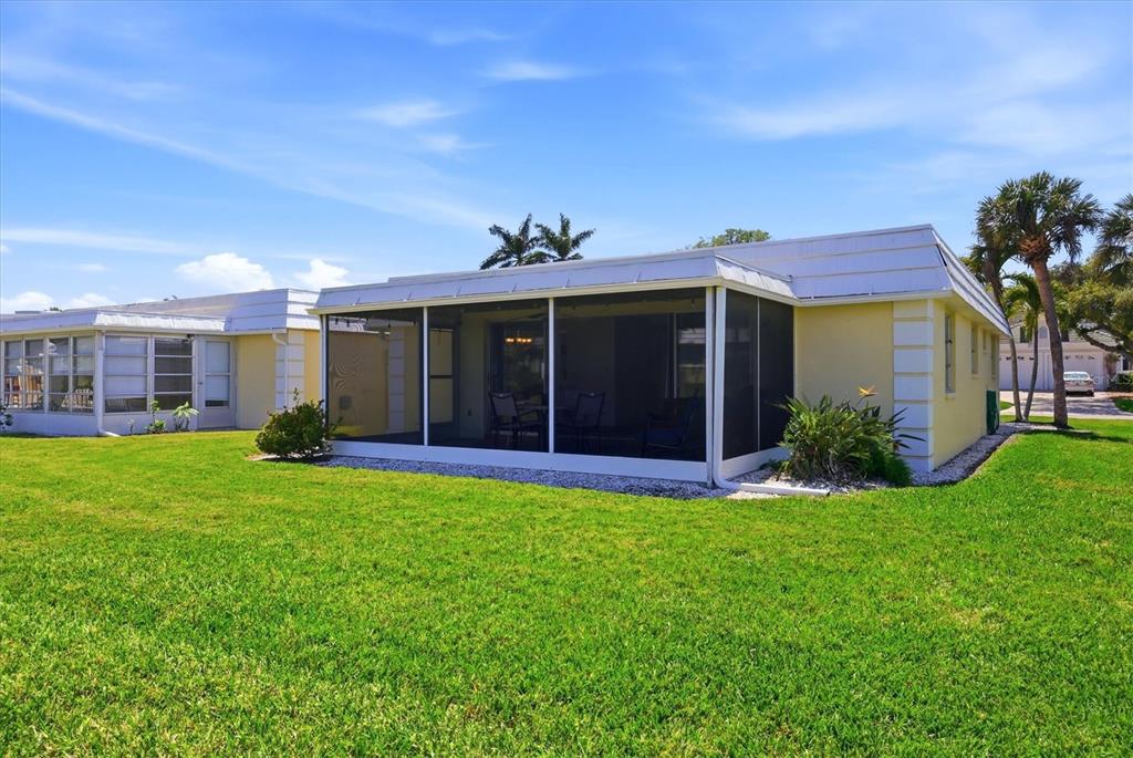 5887 TIDEWOOD AVENUE UNIT 2