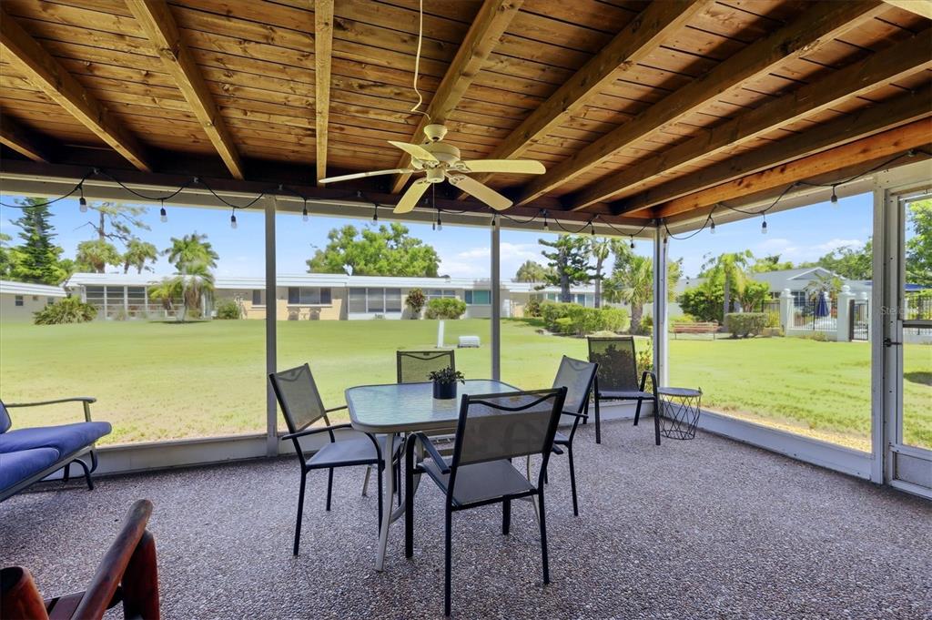 5887 TIDEWOOD AVENUE UNIT 2