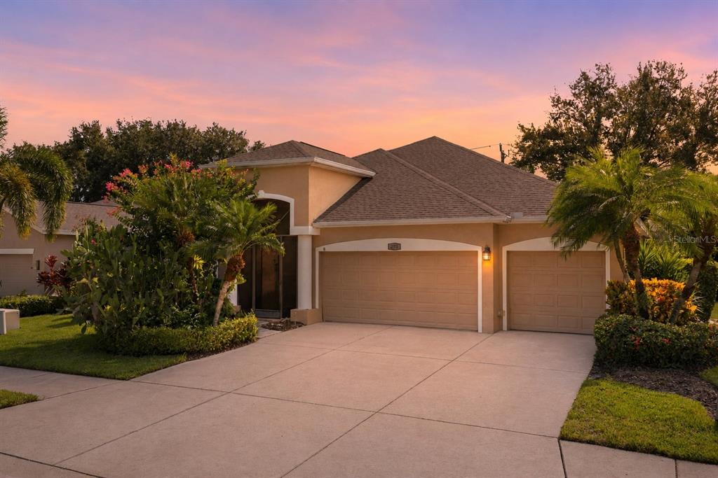 295 LONDONDERRY DRIVE