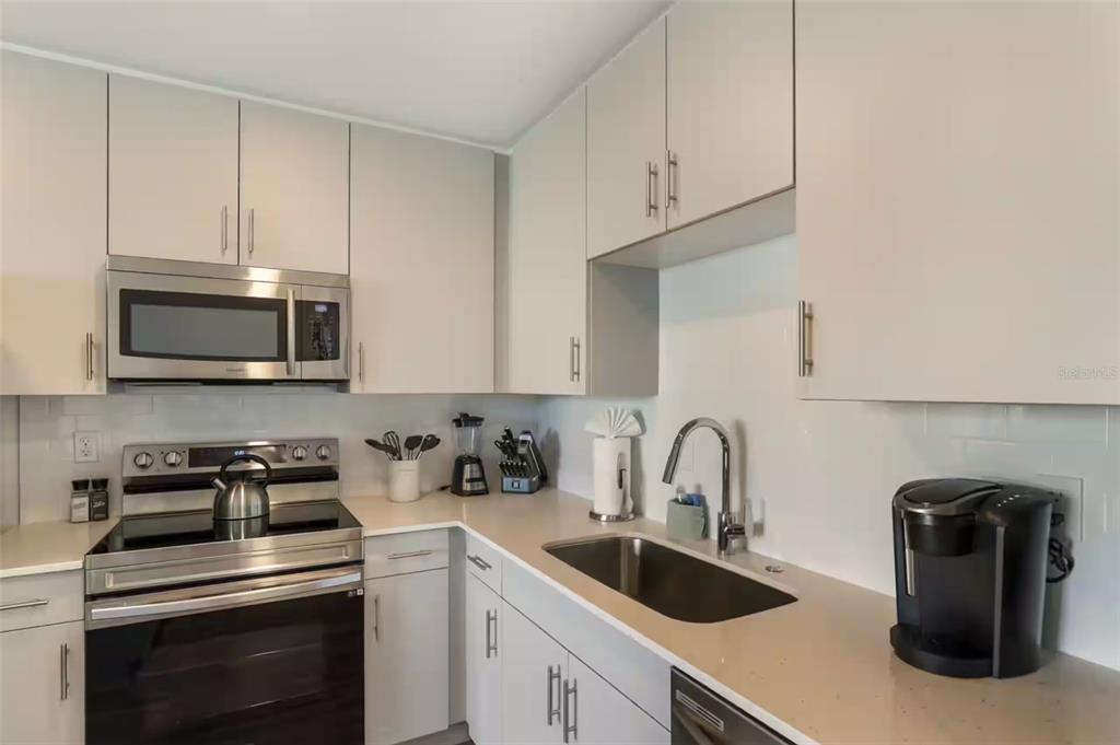 1703 N TAMIAMI TRAIL UNIT 210