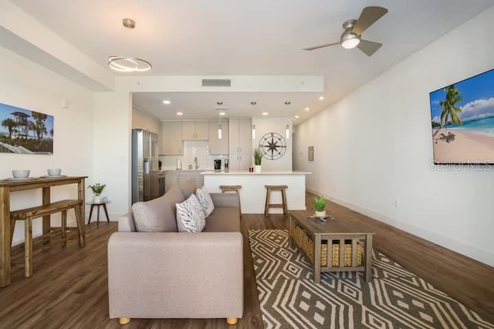 1703 N TAMIAMI TRAIL UNIT 210