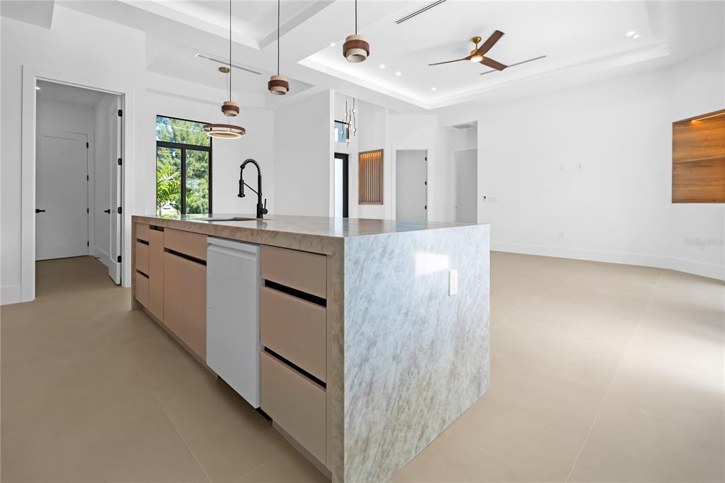129 SW 34TH AVENUE gallery image #23