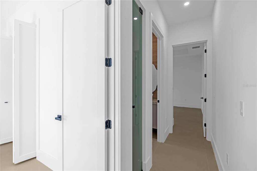129 SW 34TH AVENUE gallery image #25