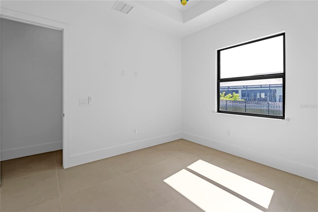 129 SW 34TH AVENUE gallery image #40