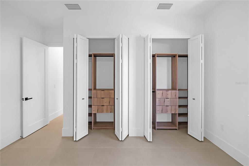 129 SW 34TH AVENUE gallery image #42