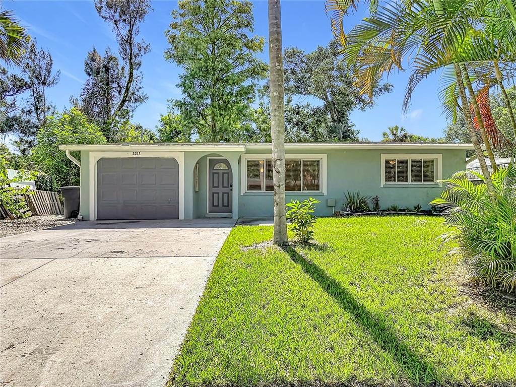 2212 VINSON AVENUE