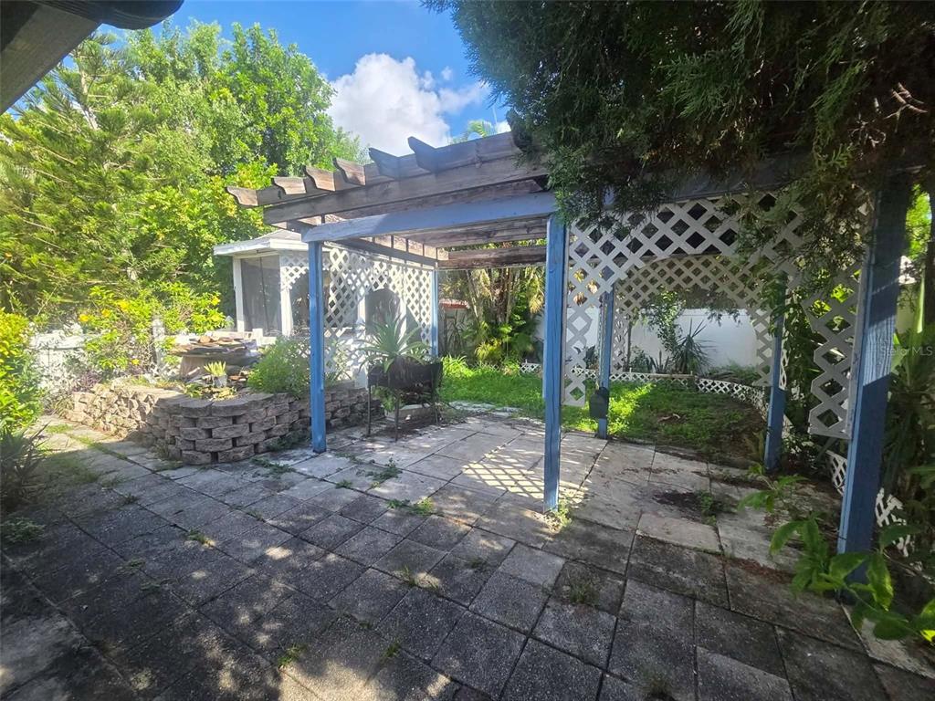 4551 WEBBER STREET
