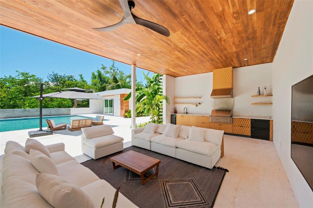 1355 ROBERTS BAY LANE