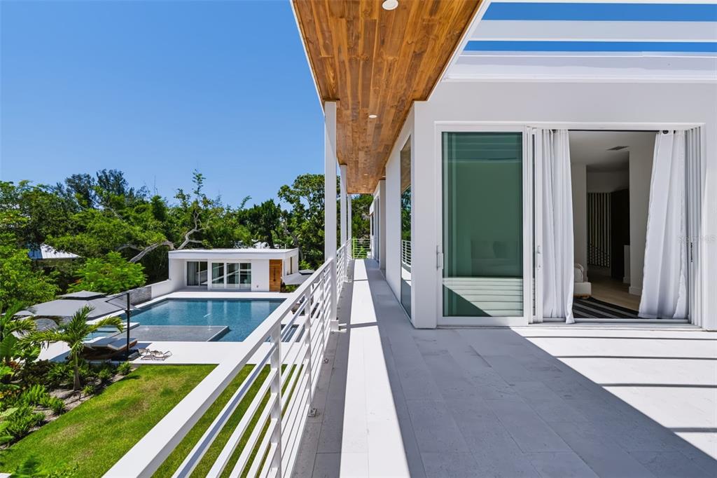 1355 ROBERTS BAY LANE