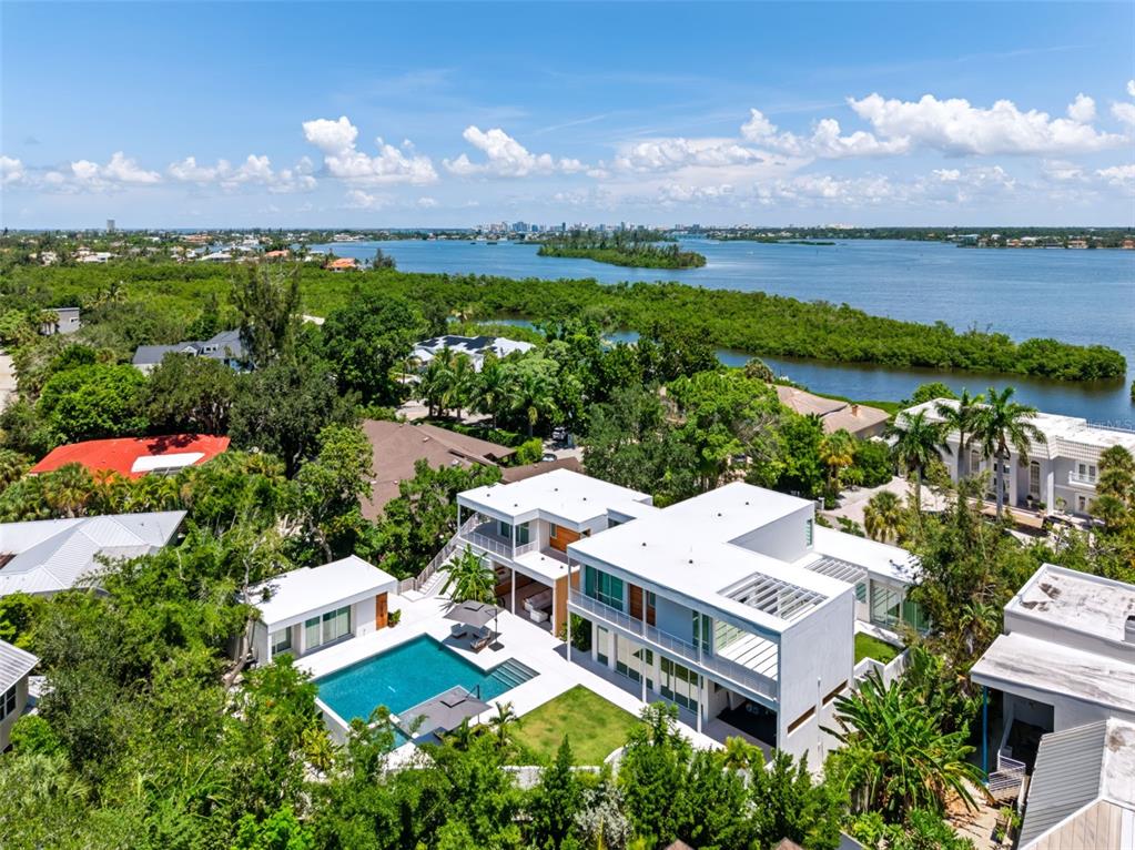 1355 ROBERTS BAY LANE