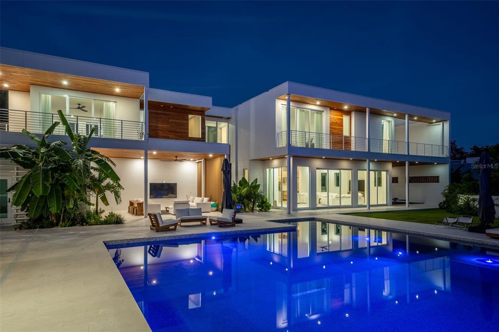 1355 ROBERTS BAY LANE