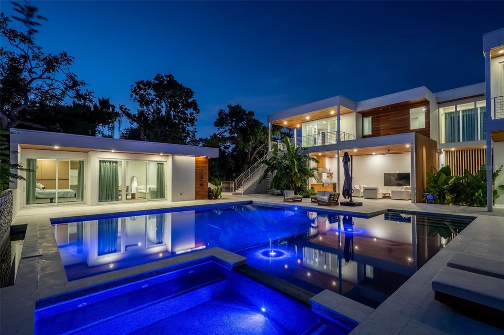 1355 ROBERTS BAY LANE