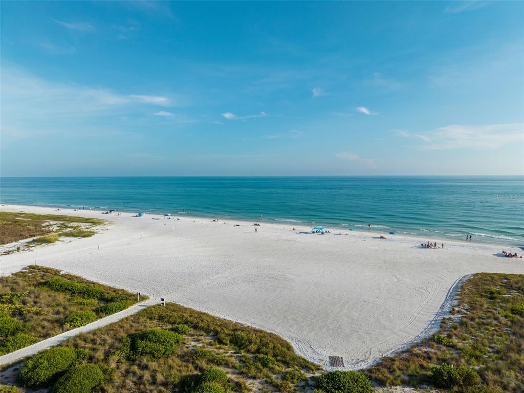 1355 ROBERTS BAY LANE