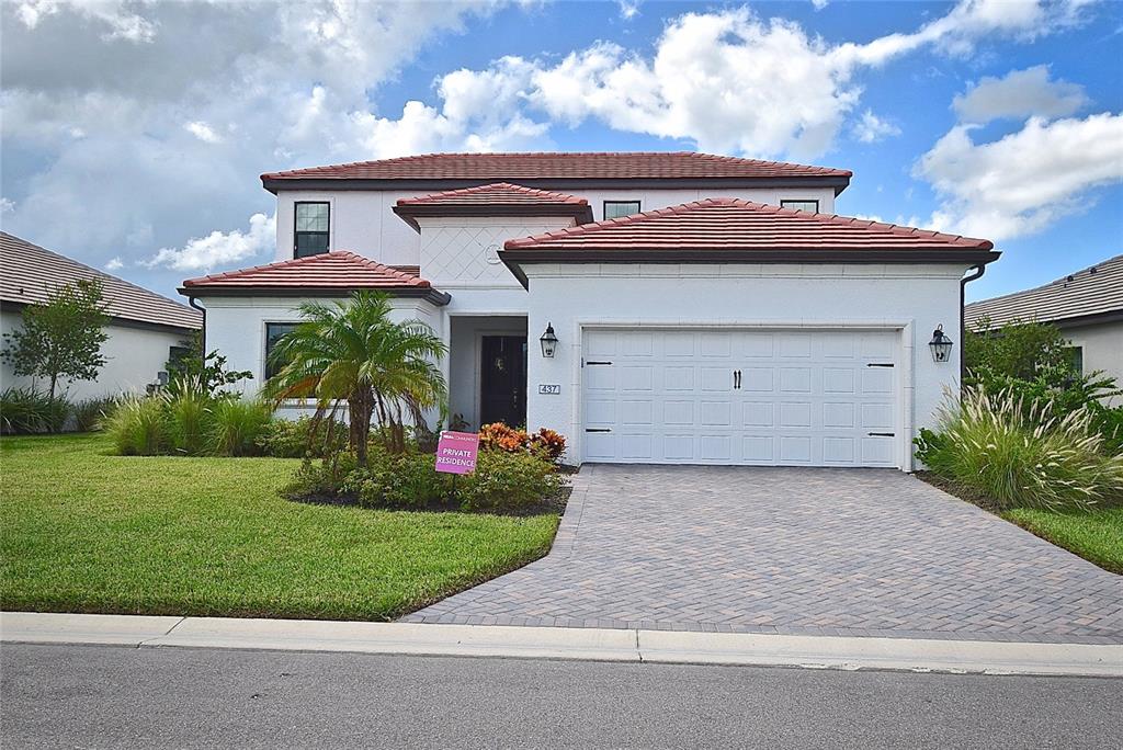 437 ALBERATA WAY